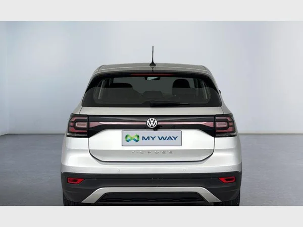 Volkswagen T-Cross (2020) — foto 13 van 15