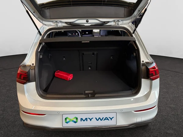 VOLKSWAGEN Golf VIII (2025) — foto 10 van 24