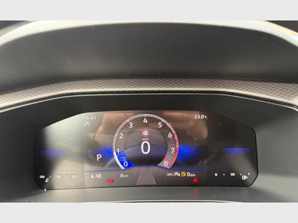 Volkswagen T-Cross (2026) — foto 2 van 27
