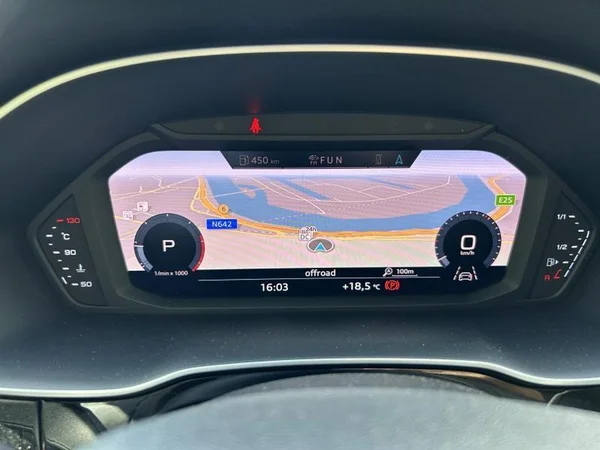 AUDI Q3 Dsl (2019) — foto 13 van 37