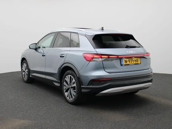 Audi Q4 e-tron (2021) — foto 12 van 48