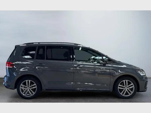 Volkswagen Touran (2024) — foto 27 van 32