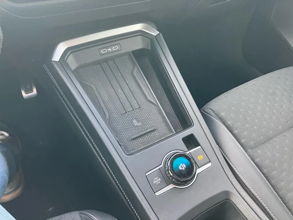 VOLKSWAGEN T-Roc (2026) — foto 9 van 25
