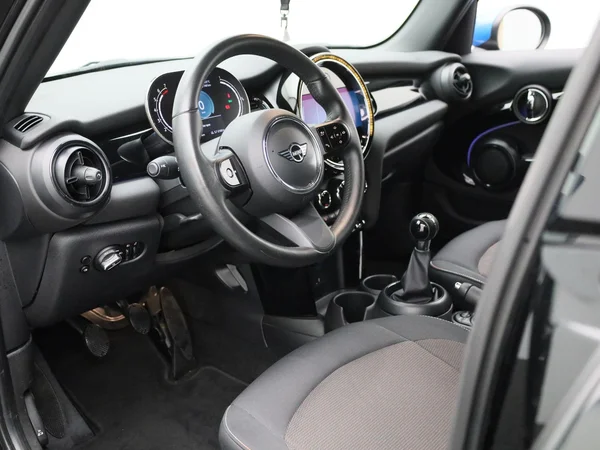 MINI One (2022) — foto 7 van 32