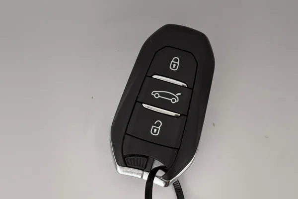Jeep E-Avenger (2025) — foto 10 van 26