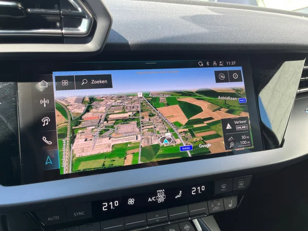 AUDI A3 Sportback (2025) — foto 23 van 24