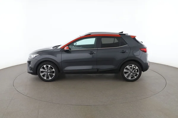 Kia Stonic (2020) — foto 9 van 16