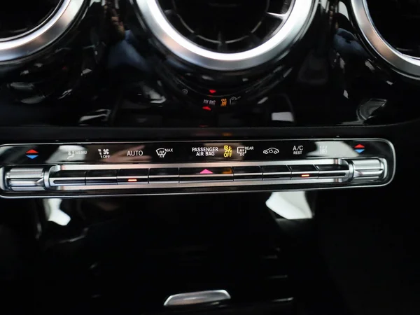 Mercedes-Benz A-Klasse (2023) — foto 17 van 44