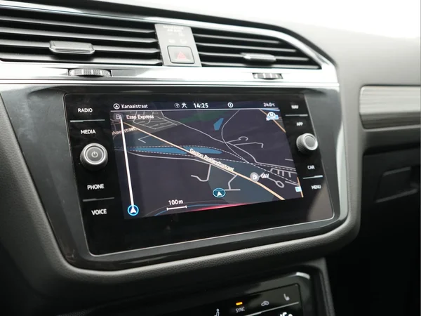 VOLKSWAGEN Tiguan Allspace (2022) — foto 27 van 43