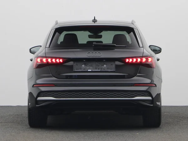 AUDI A3 Sportback (2025) — foto 21 van 24
