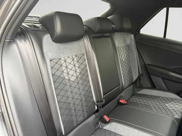 VOLKSWAGEN T-Roc (2025) — foto 5 van 16