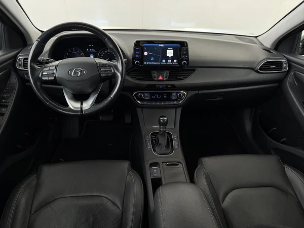 HYUNDAI i30 (2019) — foto 30 van 30