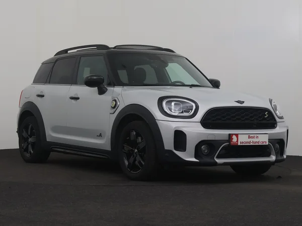 MINI Cooper SE Countryman (2021) — foto 29 van 34