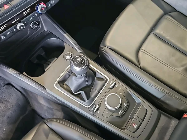 Audi Q2 (2020) — foto 10 van 25