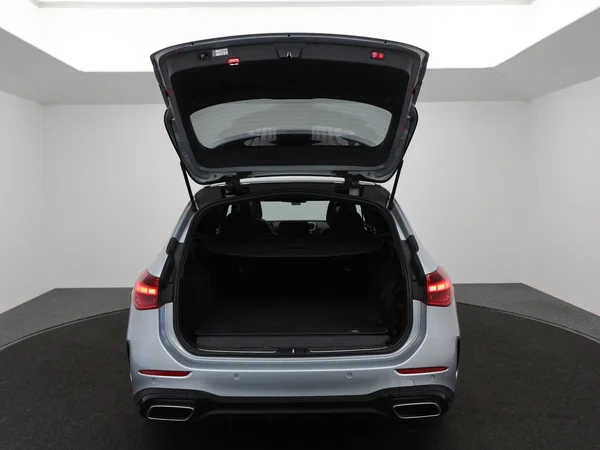 Mercedes-Benz C-Klasse (2022) — foto 11 van 32
