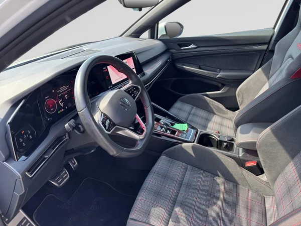 VOLKSWAGEN Golf VIII GTI (2024) — foto 24 van 24