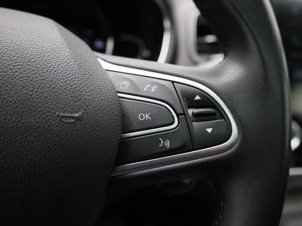 Renault Grand Scénic (2023) — foto 10 van 39