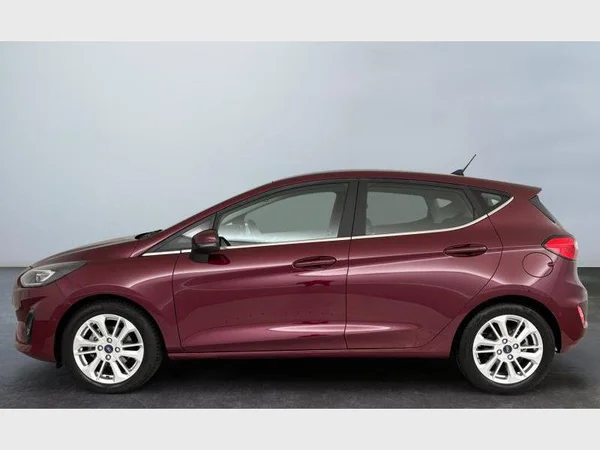 Ford Fiesta (2022) — foto 22 van 27