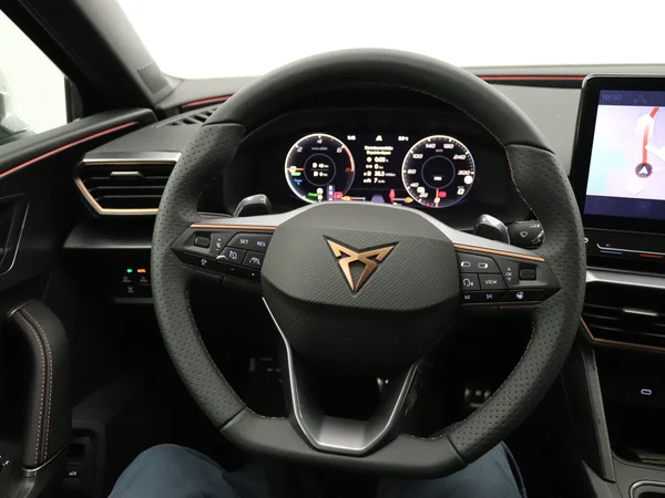 CUPRA Leon ST (2025) — foto 11 van 25