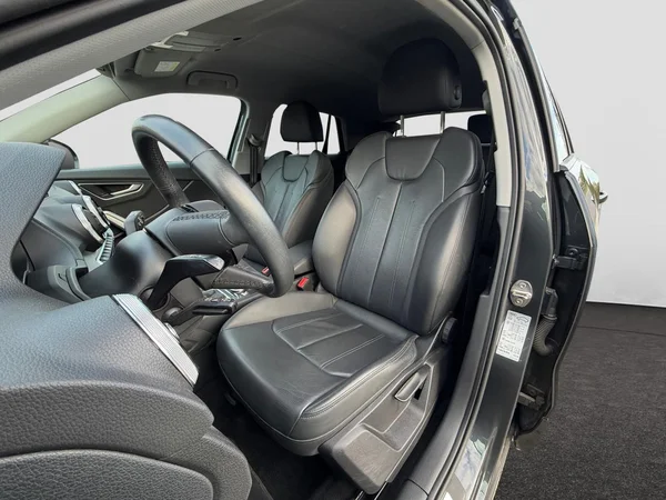 AUDI Q2 (2022) — foto 2 van 21