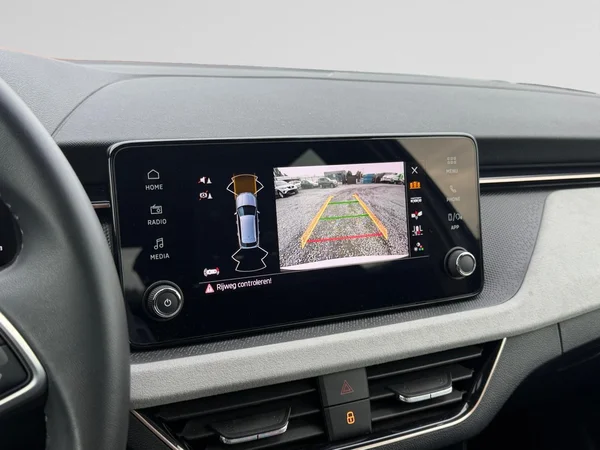 SKODA Kamiq (2024) — foto 16 van 24