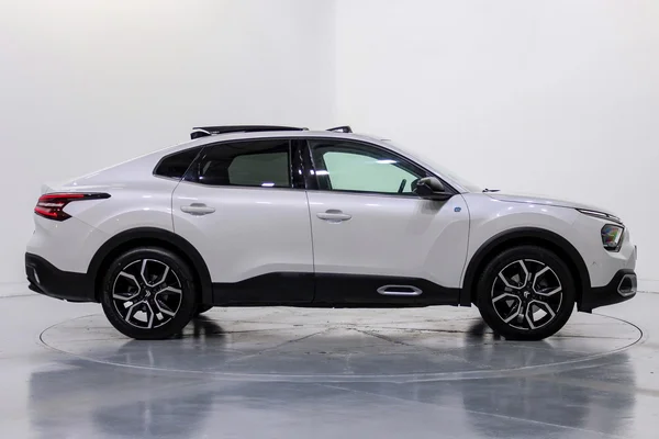 Citroen E-C4 X (2023) — foto 47 van 50