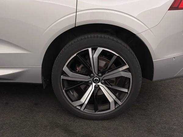 VOLVO XC60 (2022) — foto 7 van 32