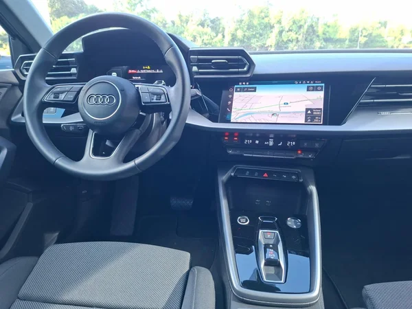 AUDI A3 Sportback (2025) — foto 3 van 24