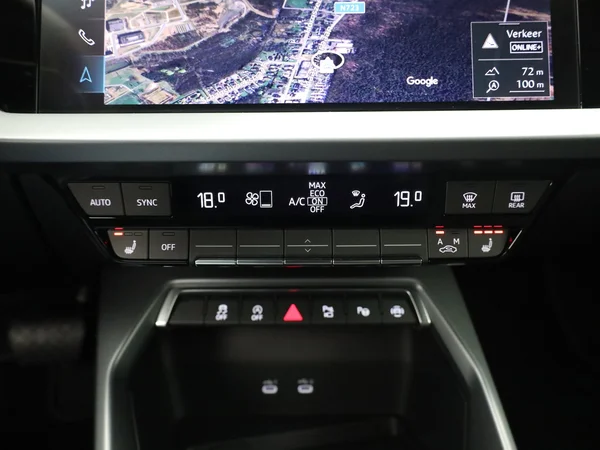 AUDI A3 Sedan (2024) — foto 6 van 24