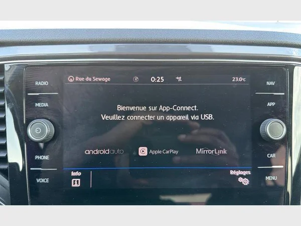 Volkswagen T-Roc (2019) — foto 11 van 26