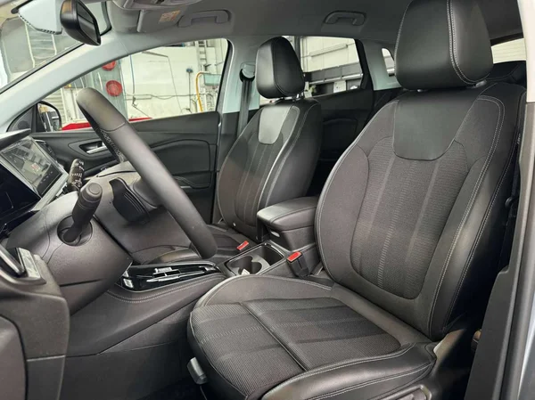 Opel Grandland (2024) — foto 15 van 18