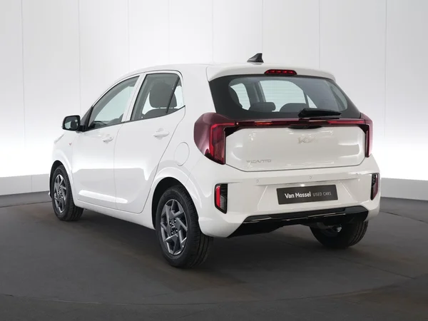 Kia Picanto (2025) — foto 12 van 21