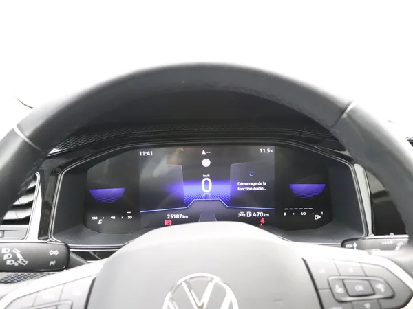 VOLKSWAGEN Polo (2023) — foto 4 van 23