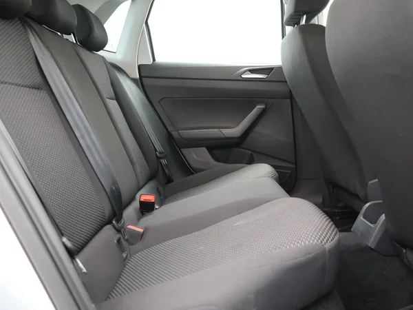 VOLKSWAGEN Polo (2023) — foto 25 van 28