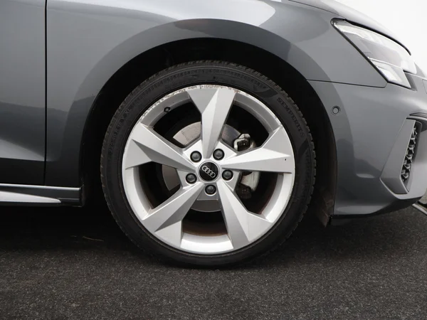AUDI A3 Sportback (2024) — foto 15 van 23