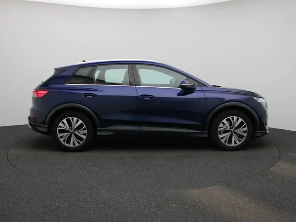 Audi Q4 e-tron (2022) — foto 42 van 45