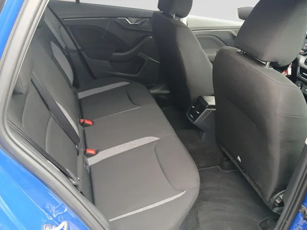 SKODA Scala (2024) — foto 2 van 19