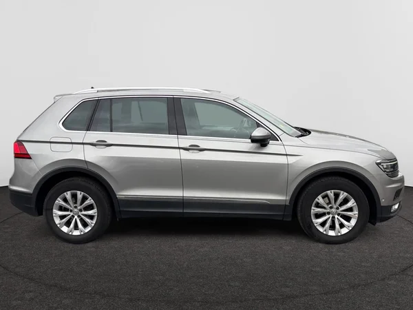 VOLKSWAGEN Tiguan Dsl (2017) — foto 5 van 19