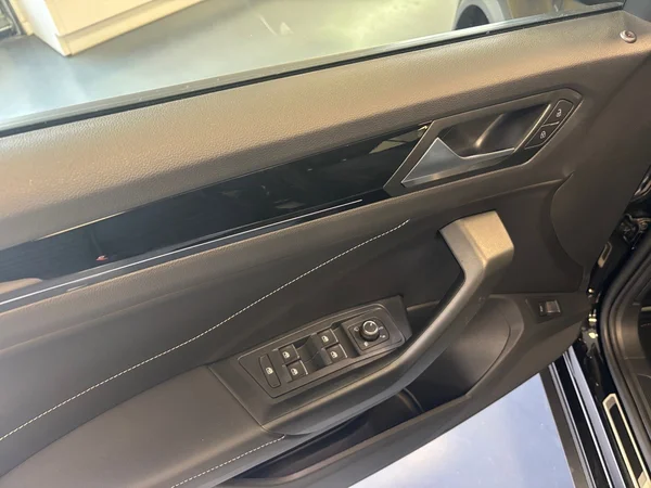 VOLKSWAGEN T-Roc (2026) — foto 7 van 24