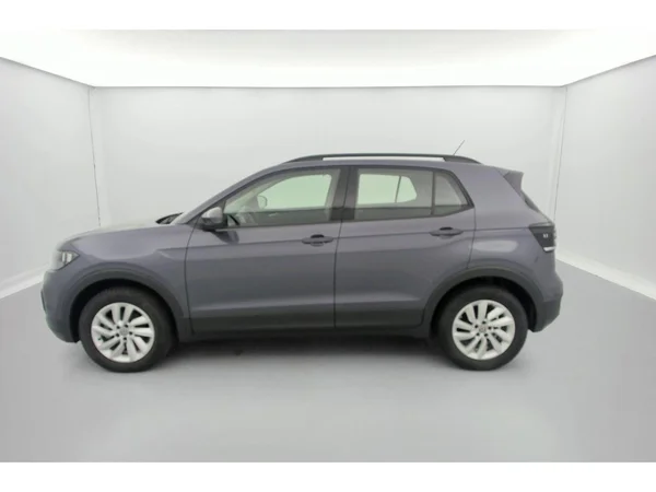 VOLKSWAGEN T-Cross (2023) — foto 21 van 36