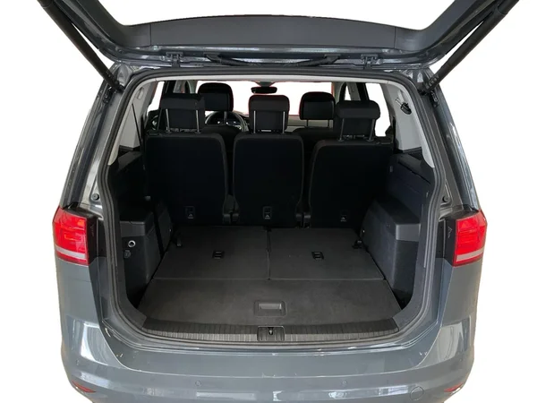 VOLKSWAGEN Touran (2025) — foto 13 van 22