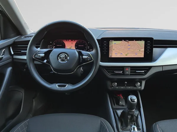 SKODA Scala (2024) — foto 6 van 25
