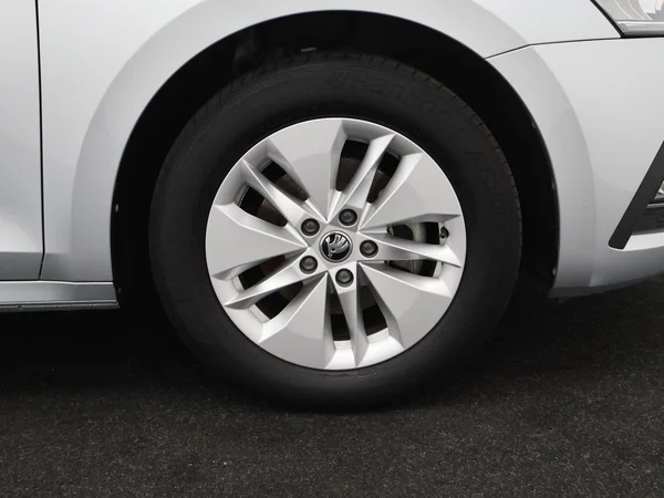 SKODA Octavia SW (2024) — foto 4 van 29
