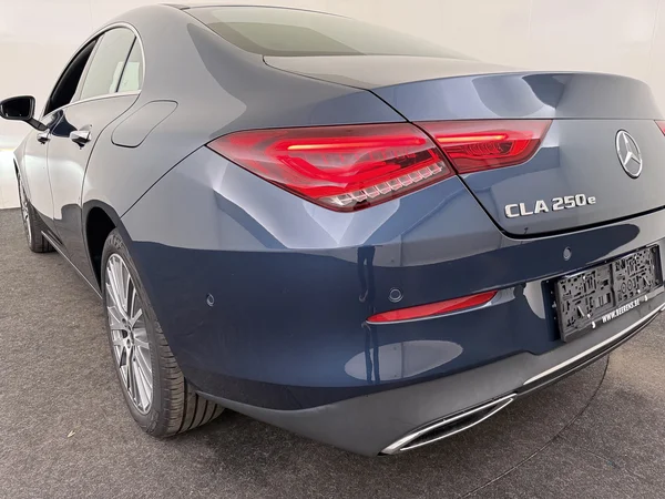 MERCEDES CLA 250 (2022) — foto 15 van 22