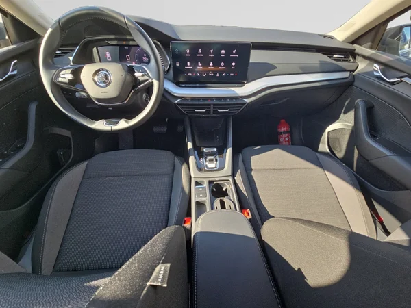 SKODA Octavia (2023) — foto 4 van 24