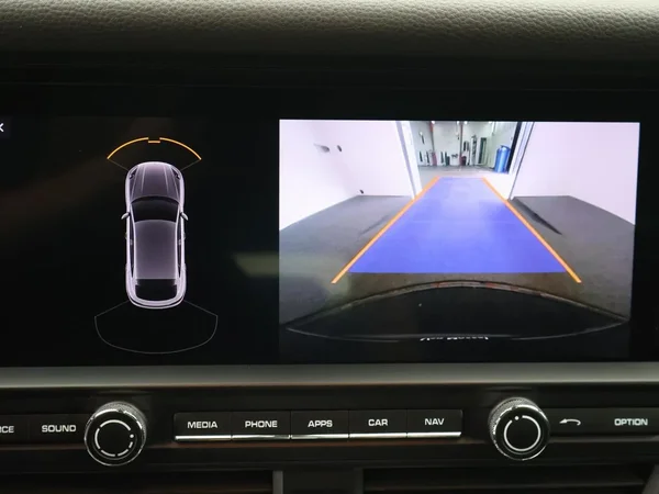 Porsche Macan (2021) — foto 7 van 27