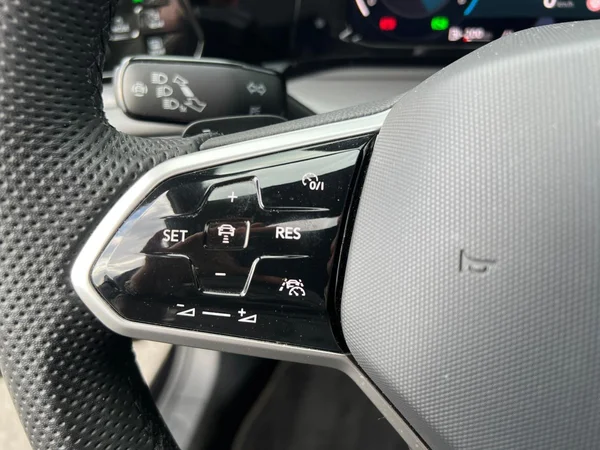VOLKSWAGEN Golf VIII GTD (2024) — foto 7 van 24