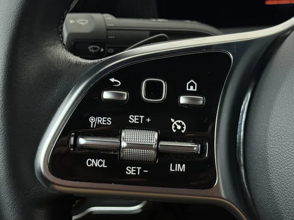 MERCEDES CLA 250 (2022) — foto 9 van 31