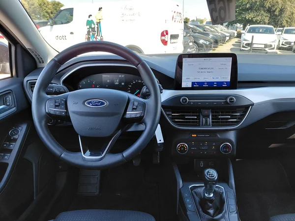 Ford Focus (2020) — foto 24 van 24