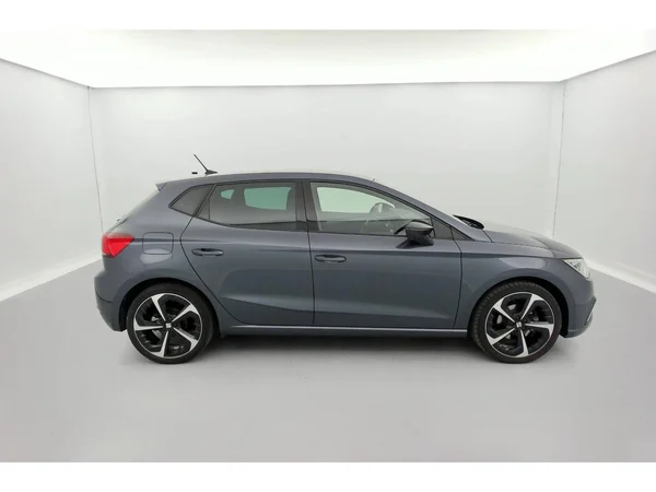 SEAT Ibiza 5P/D (2023) — foto 25 van 36